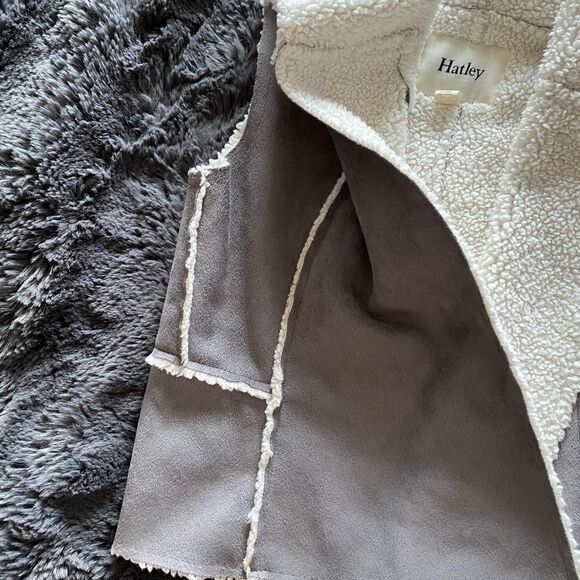 Hatley Girls Faux Fur Vest Size 7 - Picture 2 of 4